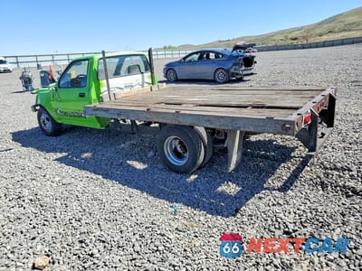 Drugie zdjęcie samochodu z przodu: 1993 TOYOTA PICKUP CAB CHASSIS SUPER LONG WHEELBASE VIN:JT5VN94T2P0030445 - miniatura