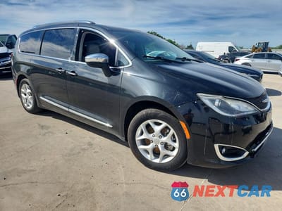 Czwarte zdjęcie samochodu z boku: 2020 CHRYSLER PACIFICA LIMITED VIN:2C4RC1GG1LR127860 - miniatura