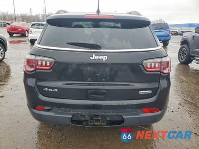 Zdjęcie 6 z 13 samochodu: 2017 JEEP COMPASS LATITUDE VIN:3C4NJDBB3HT597393 - miniatura
