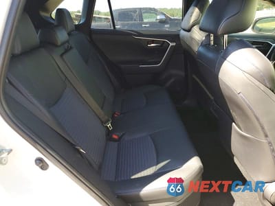 Zdjęcie 10 z 11 samochodu: 2022 TOYOTA RAV4 HYBRID XSE VIN:JTME6RFV2ND521233 - miniatura