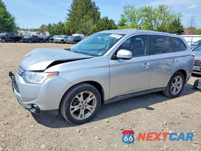2014 MITSUBISHI OUTLANDER SE JA4AD3A33EZ013180 - główne zdjęcie licytacji z USA - miniatura