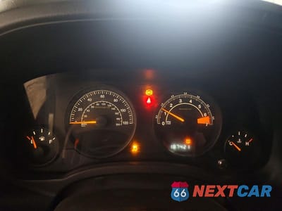 Zdjęcie 9 z 14 samochodu: 2015 JEEP PATRIOT SPORT VIN:1C4NJRBB7FD109322 - miniatura