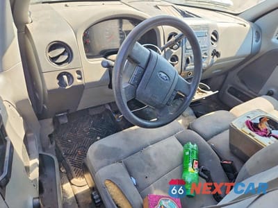 Zdjęcie 8 z 12 samochodu: 2004 FORD F150 VIN:1FTRX12W94NC68872 - miniatura
