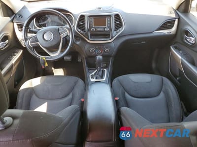 Zdjęcie 8 z 12 samochodu: 2018 JEEP CHEROKEE LATITUDE VIN:1C4PJLCB4JD544005 - miniatura