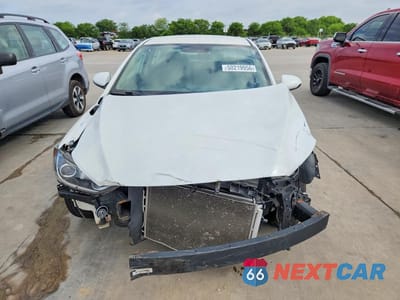 Piąte zdjęcie samochodu w środku: 2018 HYUNDAI ELANTRA SEL VIN:5NPD84LF1JH326671 - miniatura