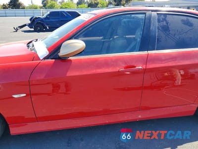 Zdjęcie 7 z 11 samochodu: 2006 BMW 325 I VIN:WBAVB13526KR63862 - miniatura