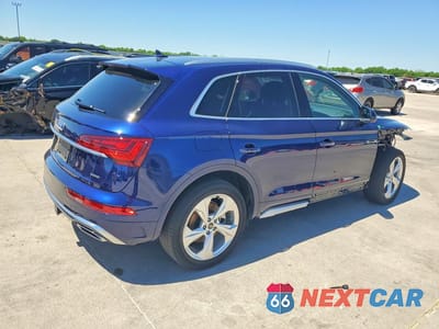 Trzecie zdjęcie samochodu z tyłu: 2023 AUDI Q5 PREMIUM PLUS 45 VIN:WA1EAAFY4P2149042 - miniatura