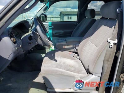 Zdjęcie 7 z 12 samochodu: 2000 TOYOTA TUNDRA SR5 VIN:5TBBT4411YS028658 - miniatura