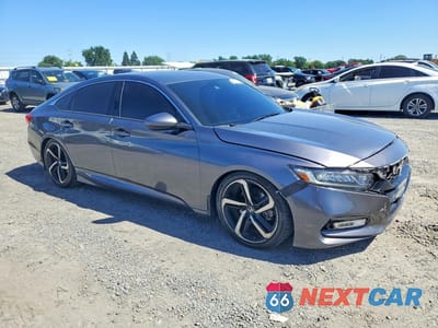 Czwarte zdjęcie samochodu z boku: 2019 HONDA ACCORD SPORT VIN:1HGCV1F32KA162376 - miniatura