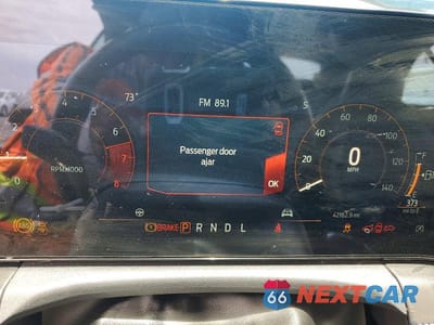 Zdjęcie 9 z 13 samochodu: 2024 FORD MUSTANG VIN:1FAGP8UH6R5136759 - miniatura
