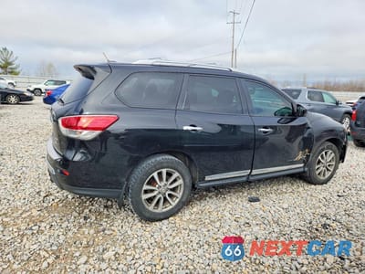 Trzecie zdjęcie samochodu z tyłu: 2016 NISSAN PATHFINDER SL VIN:5N1AR2MM7GC664139 - miniatura