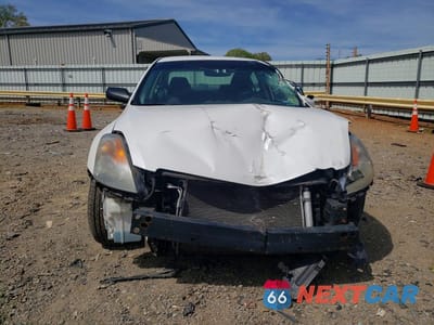 Piąte zdjęcie samochodu w środku: 2007 NISSAN ALTIMA 2.5 VIN:1N4AL21E07N484076 - miniatura