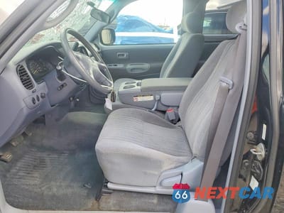 Zdjęcie 7 z 12 samochodu: 2002 TOYOTA TUNDRA SR5 V8 VIN:5TBBT44112S269823 - miniatura