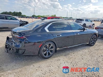 Trzecie zdjęcie samochodu z tyłu: 2025 BMW I7 EDRIVE50 VIN:WBY43EJ06SCU88715 - miniatura