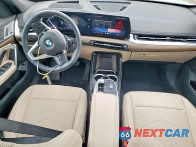Zdjęcie 8 z 14 samochodu: 2025 BMW X1 XDRIVE28I VIN:WBX73EF07S5158418 - miniatura