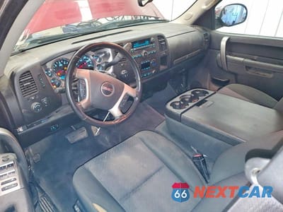 Zdjęcie 8 z 11 samochodu: 2013 GMC SIERRA K1500 SLE VIN:1GTR2VE73DZ402763 - miniatura