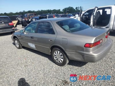 Drugie zdjęcie samochodu z przodu: 1998 TOYOTA CAMRY LE VIN:4T1BG22K0WU342270 - miniatura