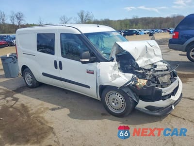 Czwarte zdjęcie samochodu z boku: 2022 RAM PROMASTER CITY TRADESMAN VIN:ZFBHRFAB5N6Y31917 - miniatura