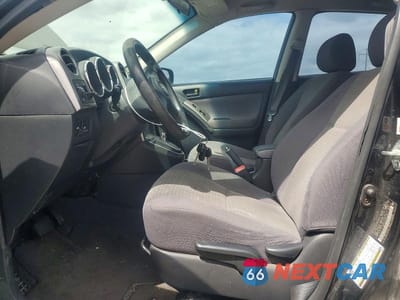 Zdjęcie 7 z 12 samochodu: 2005 TOYOTA COROLLA MATRIX XR VIN:2T1KR32E95C318897 - miniatura