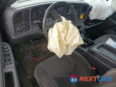 Zdjęcie 8 z 12 samochodu: 2003 GMC SIERRA K1500 HEAVY DUTY VIN:1GTGK13U23F204863 - miniatura