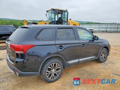 Trzecie zdjęcie samochodu z tyłu: 2017 MITSUBISHI OUTLANDER ES VIN:JA4AZ2A31HZ054679 - miniatura