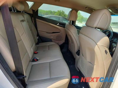 Zdjęcie 10 z 12 samochodu: 2017 HYUNDAI TUCSON LIMITED VIN:KM8J33A23HU563346 - miniatura
