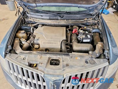 Zdjęcie 12 z 13 samochodu: 2010 LINCOLN MKT VIN:2LMHJ5AT6ABJ15448 - miniatura
