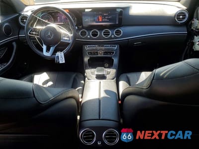 Zdjęcie 8 z 13 samochodu: 2020 MERCEDES-BENZ E 350 VIN:WDDZF8DB5LA742642 - miniatura