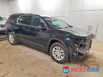 Czwarte zdjęcie samochodu z boku: 2021 CHEVROLET TRAVERSE LT VIN:1GNEVHKW3MJ120681 - miniatura