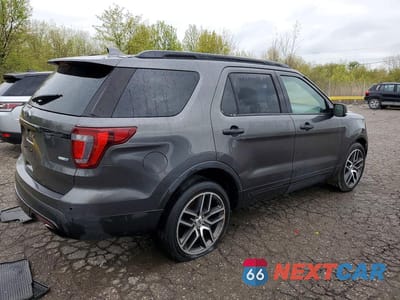 Trzecie zdjęcie samochodu z tyłu: 2016 FORD EXPLORER SPORT VIN:1FM5K8GT8GGA95113 - miniatura