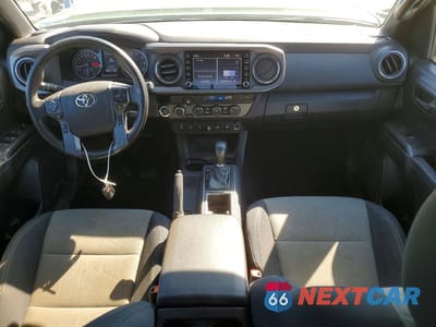 Zdjęcie 8 z 12 samochodu: 2022 TOYOTA TACOMA TRD OFF-ROAD VIN:3TMCZ5AN4NM490571 - miniatura