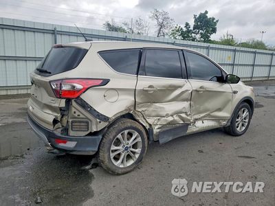 Trzecie zdjęcie samochodu z tyłu: 2017 FORD ESCAPE SE VIN:1FMCU0GD3HUC47457 - miniatura