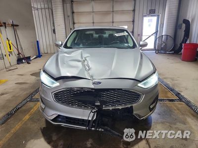 Piąte zdjęcie samochodu w środku: 2020 FORD FUSION TITANIUM VIN:3FA6P0D91LR193283 - miniatura