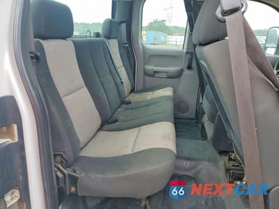 Zdjęcie 10 z 12 samochodu: 2008 CHEVROLET SILVERADO C2500 HEAVY DUTY VIN:1GCHC29KX8E175364 - miniatura