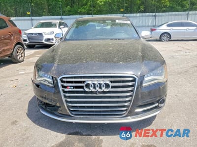 Piąte zdjęcie samochodu w środku: 2020 AUDI S8 QUATTRO VIN:WAUD2AFD2DN020235 - miniatura