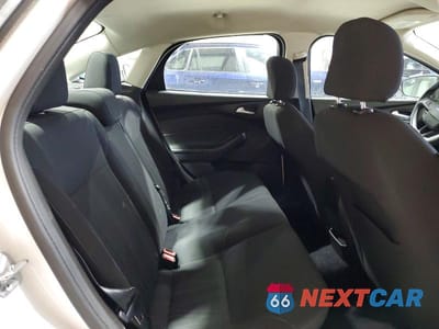 Zdjęcie 10 z 12 samochodu: 2016 FORD FOCUS SE VIN:1FADP3F24GL276414 - miniatura