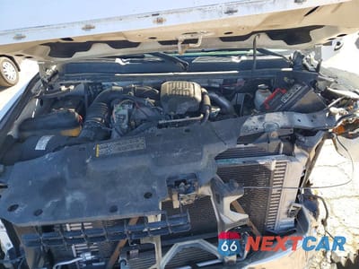 Zdjęcie 11 z 13 samochodu: 2007 CHEVROLET SILVERADO K2500 HEAVY DUTY VIN:1GCHK29687E554433 - miniatura
