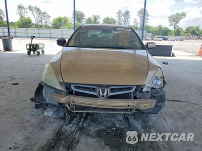 Piąte zdjęcie samochodu w środku: 2005 HONDA ACCORD LX VIN:1HGCM56405A143719 - miniatura