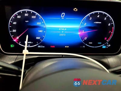Zdjęcie 9 z 13 samochodu: 2023 MERCEDES-BENZ C 300 4MATIC VIN:W1KAF4HB5PR125443 - miniatura