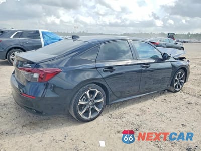 Trzecie zdjęcie samochodu z tyłu: 2025 HONDA CIVIC SPORT VIN:2HGFE4F80SH338174 - miniatura