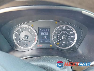 Zdjęcie 9 z 13 samochodu: 2019 HYUNDAI SANTA FE SE VIN:5NMS23AD3KH093881 - miniatura