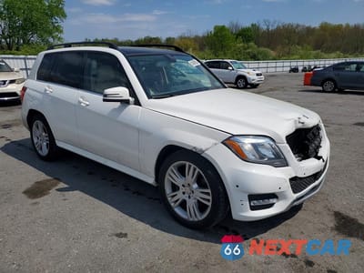 Czwarte zdjęcie samochodu z boku: 2013 MERCEDES-BENZ GLK 350 4MATIC VIN:WDCGG8JB6DG103486 - miniatura