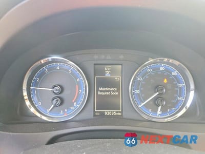 Zdjęcie 9 z 12 samochodu: 2019 TOYOTA COROLLA SE VIN:5YFBURHE1KP867191 - miniatura