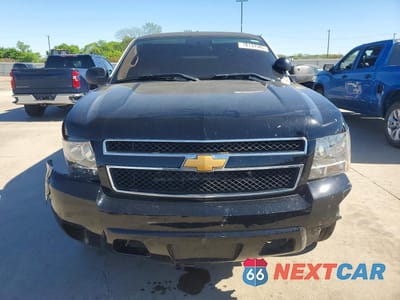 Piąte zdjęcie samochodu w środku: 2014 CHEVROLET TAHOE POLICE VIN:1GNLC2E0XER144397 - miniatura