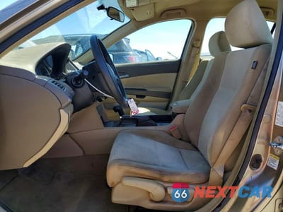Zdjęcie 7 z 12 samochodu: 2009 HONDA ACCORD LX VIN:JHMCP26329C007645 - miniatura