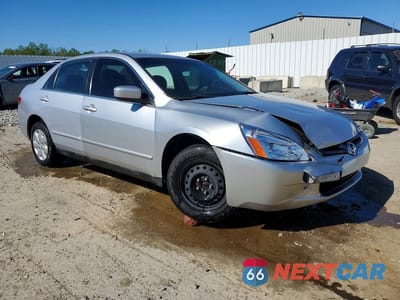 Czwarte zdjęcie samochodu z boku: 2003 HONDA ACCORD LX VIN:1HGCM56383A144167 - miniatura