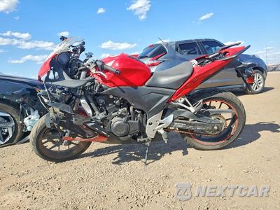 Trzecie zdjęcie samochodu z tyłu: 2014 HONDA CBR500 R VIN:MLHPC4463E5100404 - miniatura