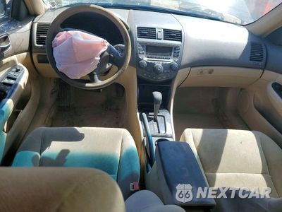 Zdjęcie 15 z 24 samochodu: 2006 HONDA ACCORD SE VIN:1HGCM563X6A125544 - miniatura