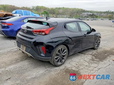 Trzecie zdjęcie samochodu z tyłu: 2019 HYUNDAI VELOSTER 2.0L PREMIUM VIN:KMHTG6AF3KU002850 - miniatura