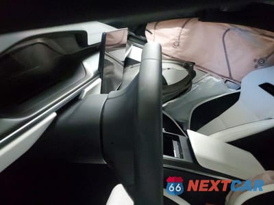 Zdjęcie 9 z 13 samochodu: 2024 TESLA MODEL S VIN:5YJSA1E69RF546173 - miniatura